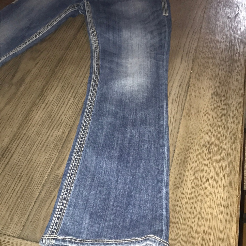 Silver Jeans - Picture 7 of 8